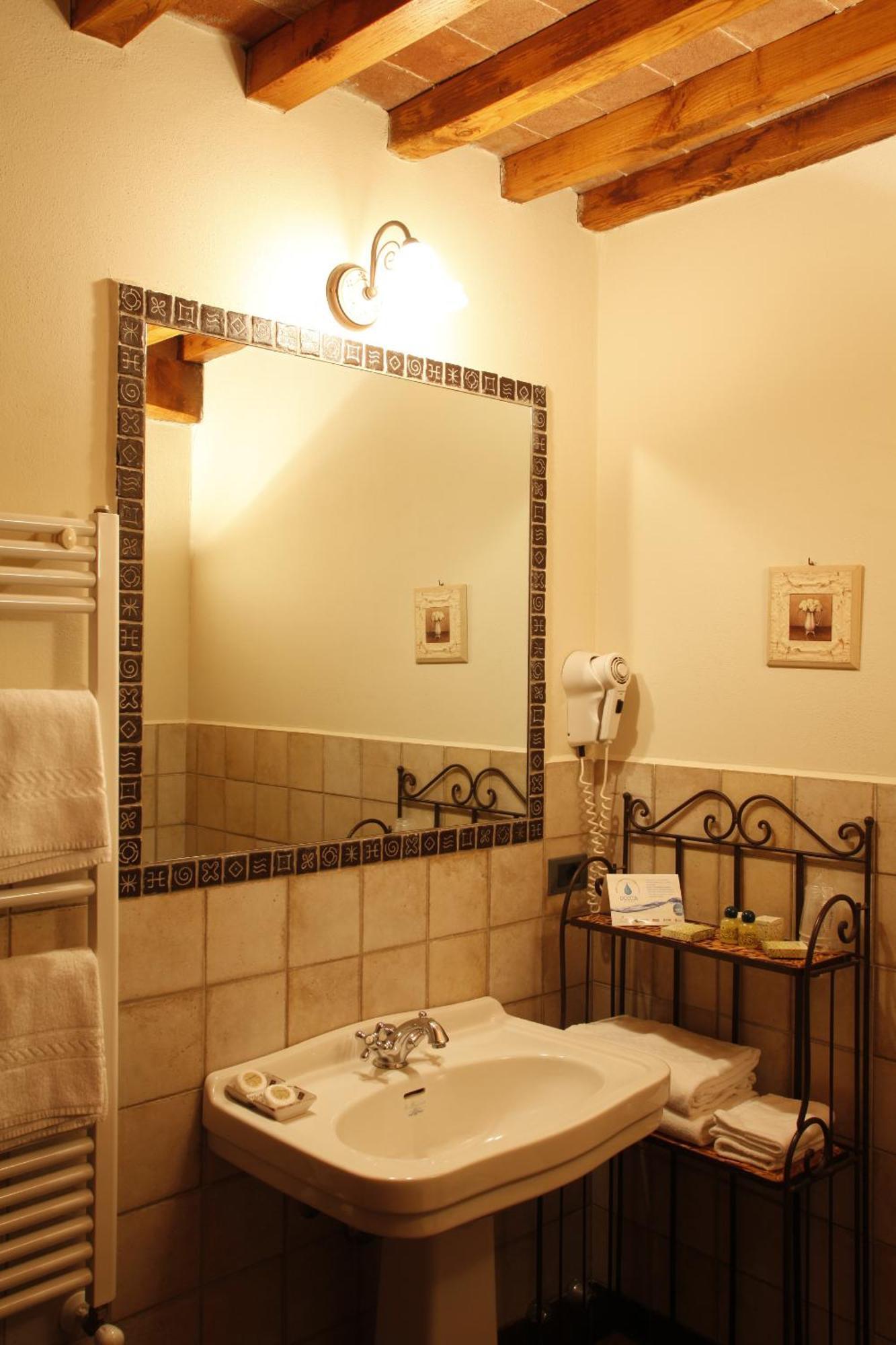 Bio Agriturismo La Bell'Antiglia Villa Montemerano Kamer foto
